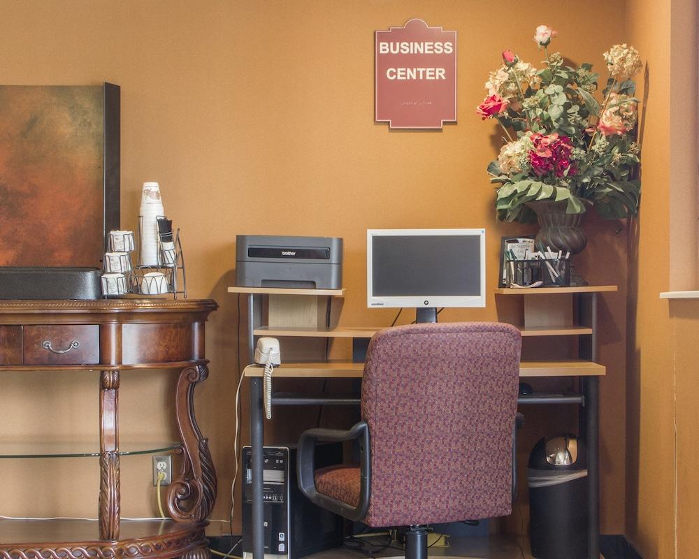 Quality Inn Broken Arrow - Tulsa Bagian luar foto