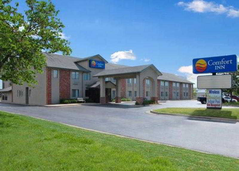 Quality Inn Broken Arrow - Tulsa Bagian luar foto